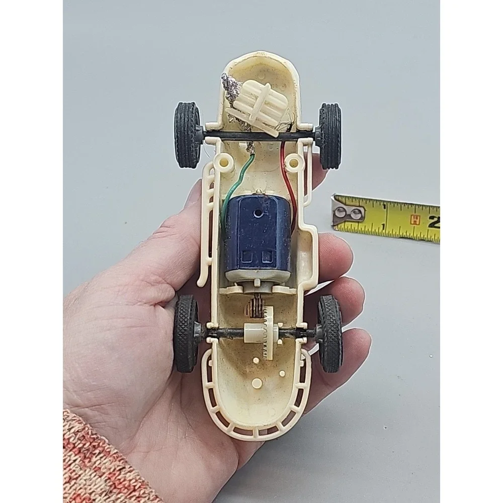 Vintage 1964 White Eldon Roadster Racing Indy Slot Car‎ 1/32 Scale Untested